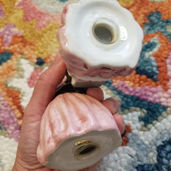 Pair of vintage New Orleans Peppershakers - Picture 3 of 6